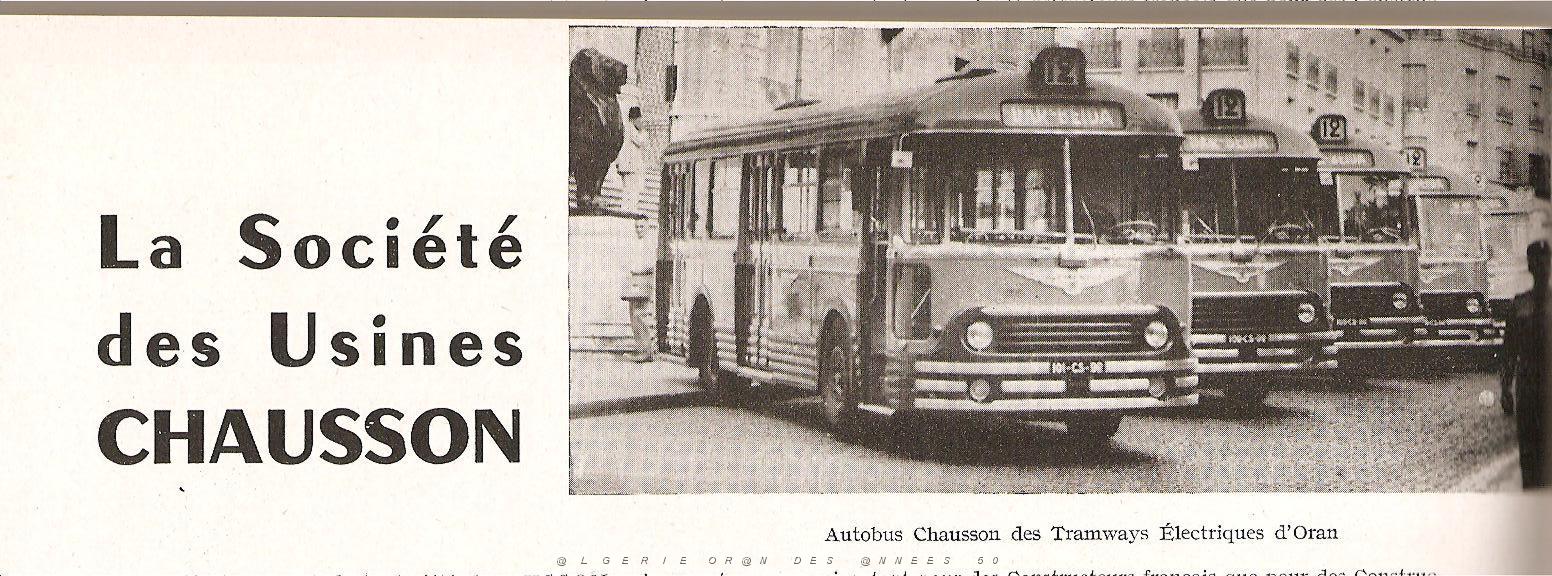ORAN LES BUS CHAUSSON DE LA TEO DEVANT LA MAIRIE.JPG